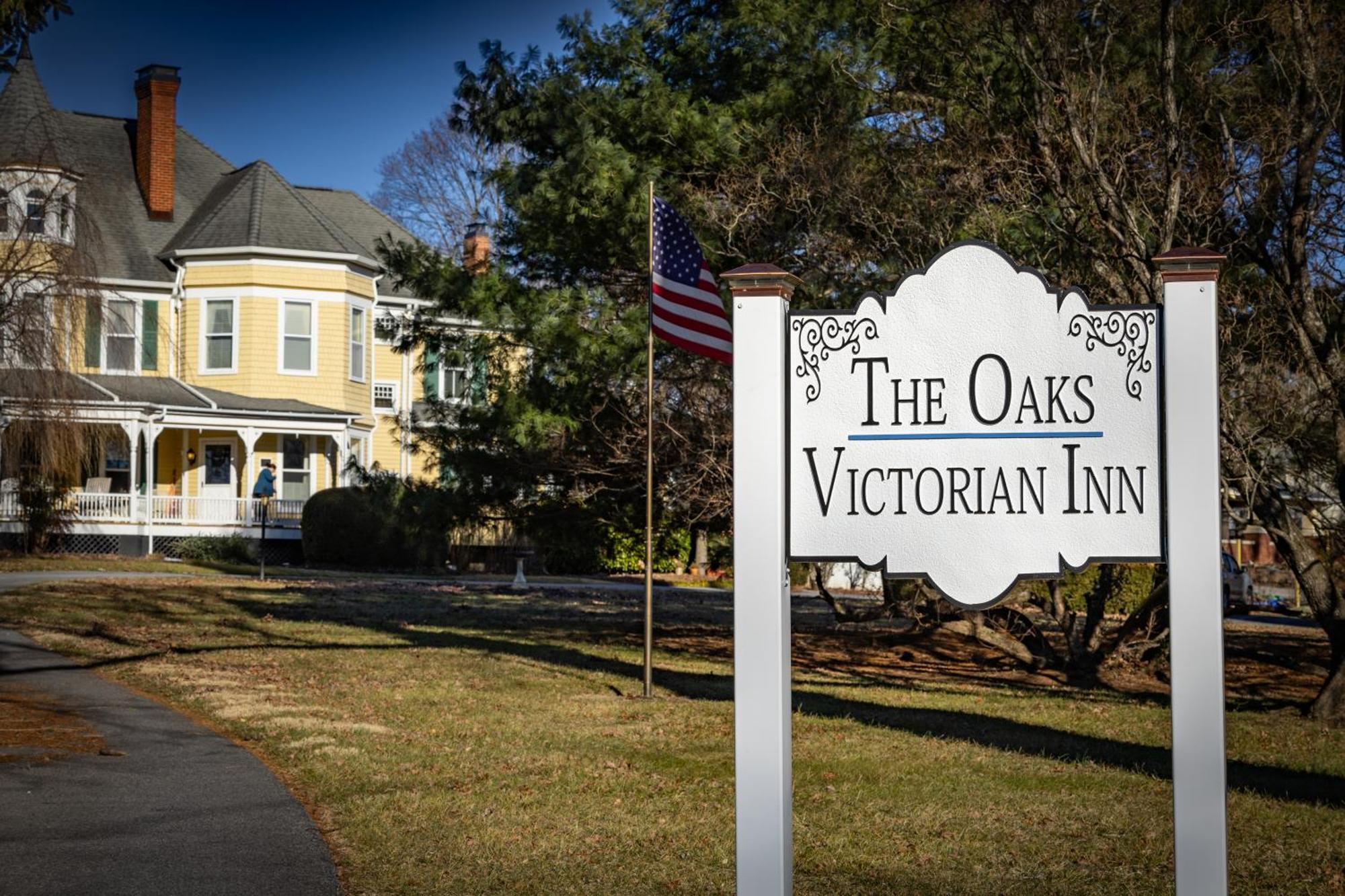 The Oaks Victorian Inn Christiansburg Exterior photo