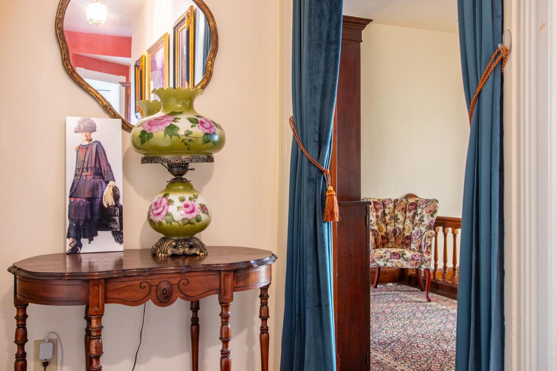 The Oaks Victorian Inn Christiansburg Exterior photo