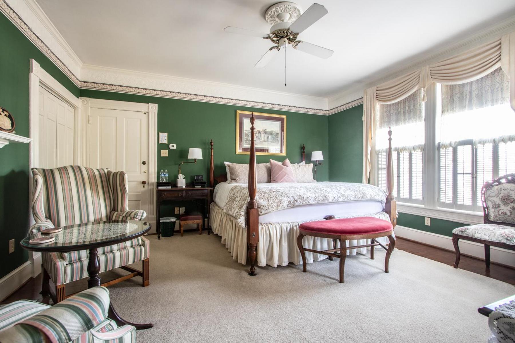The Oaks Victorian Inn Christiansburg Exterior photo